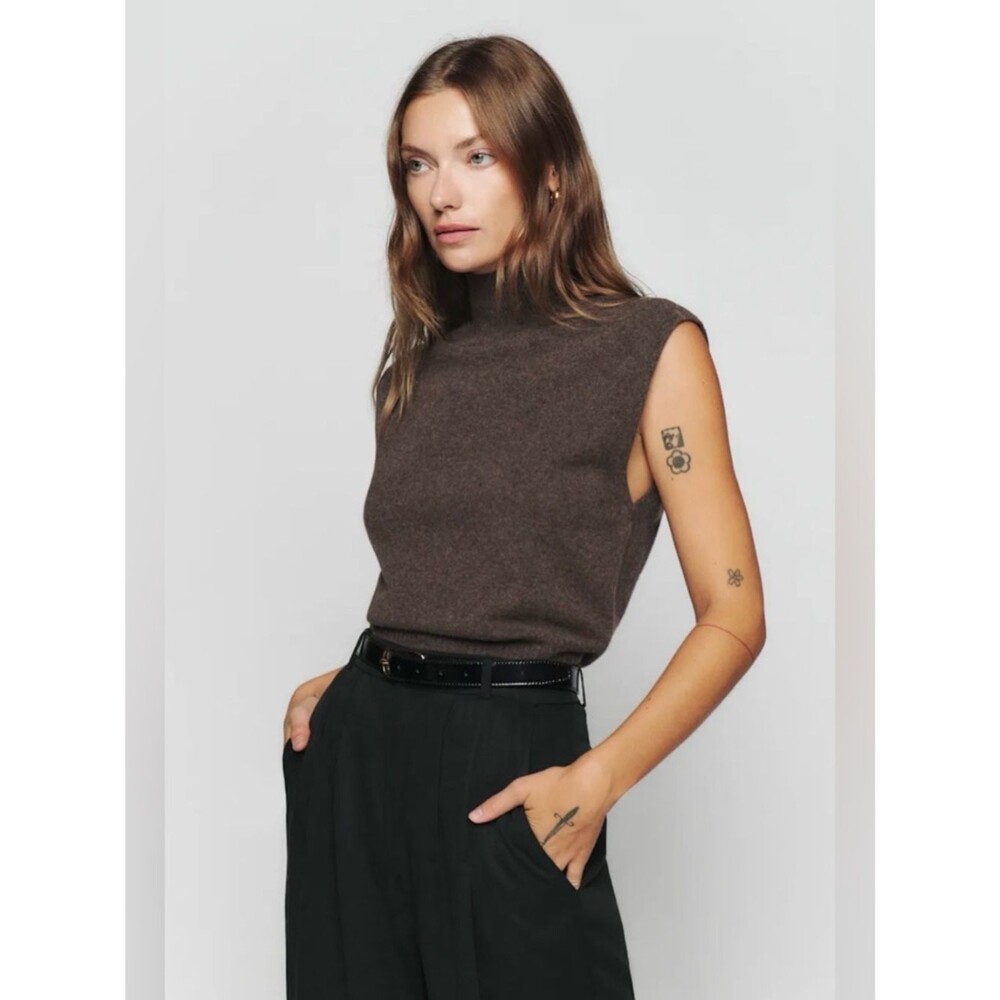 REFORMATION
Brown Arco Cashmere Sweater Vest In
Herringbone size XL